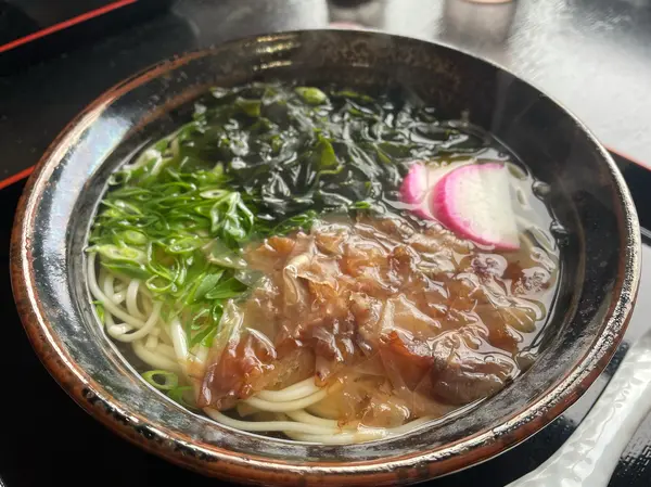 定番メニューは「五島うどん」