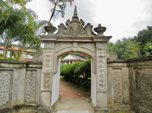 霧峰林家莱園　園門