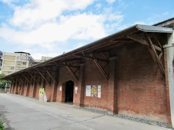 糖廍文化園区(台糖台北倉庫跡)