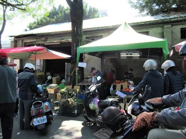 新民街巿場