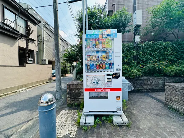 自動販売機あり