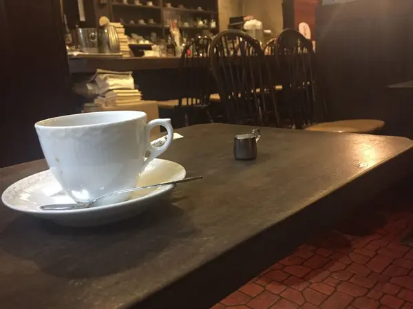 無音の店内で自分の時間を過ごせます