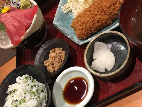 まぐろ三昧定食