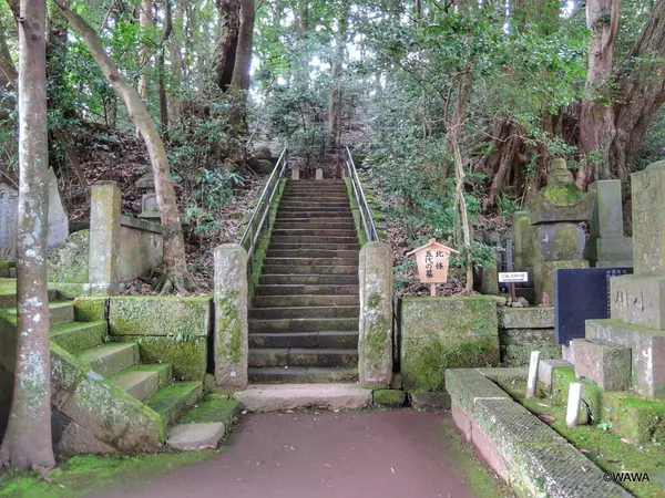 北條五代の墓碑　早雲寺