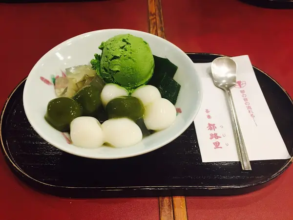 絶品あんみつ