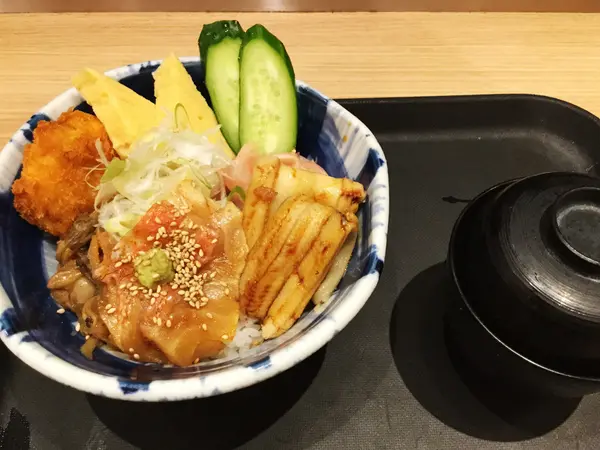 ち〜ば丼