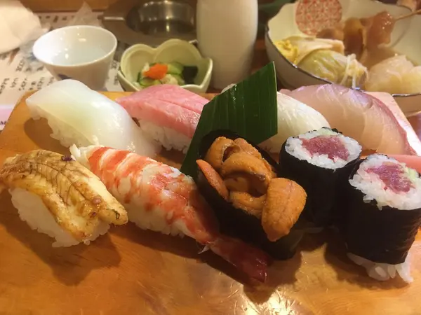 お寿司も美味しい