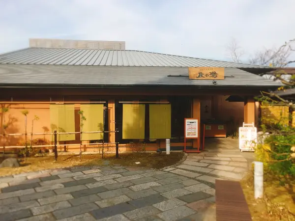 入り口