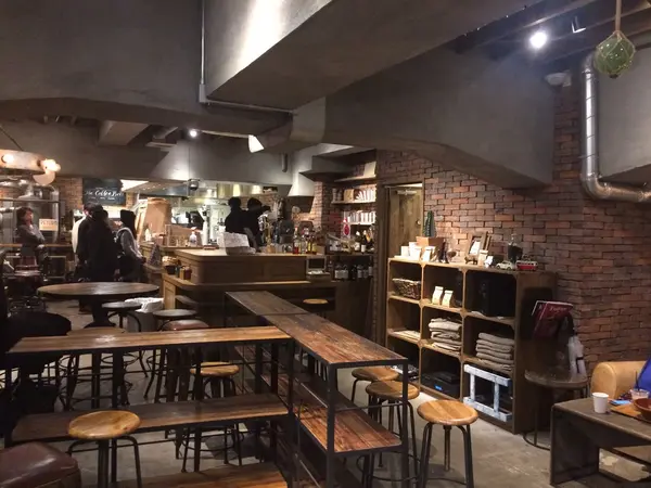 店内の雰囲気は暖かい