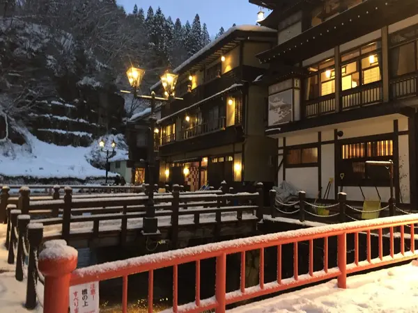 夕暮れ時銀座温泉