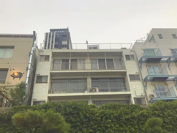ただのアパート…？