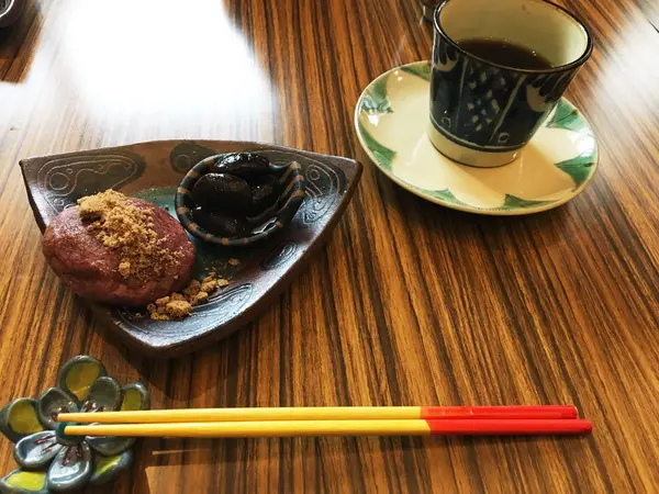デザートもあって満足のランチプレート