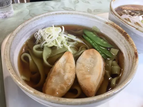 草津名物  くま笹うどん 650円