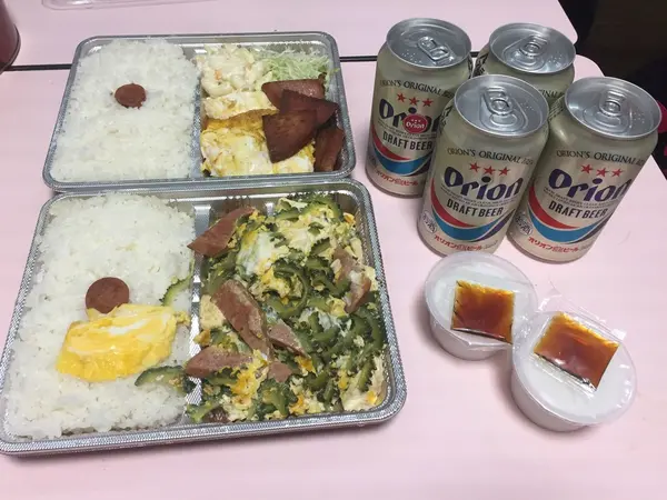 お持ち帰りのお弁当