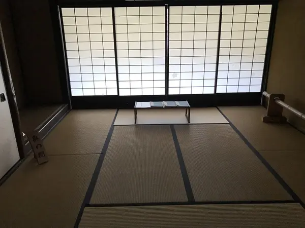 奥の間