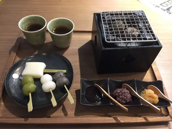 本陣だんご 950円