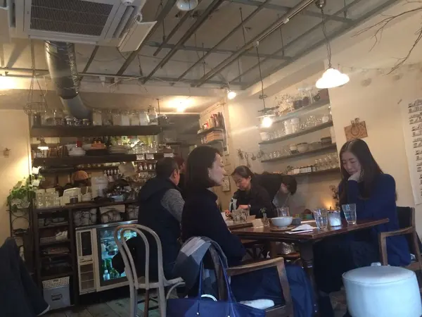 雑貨屋さんのようなカフェ＊