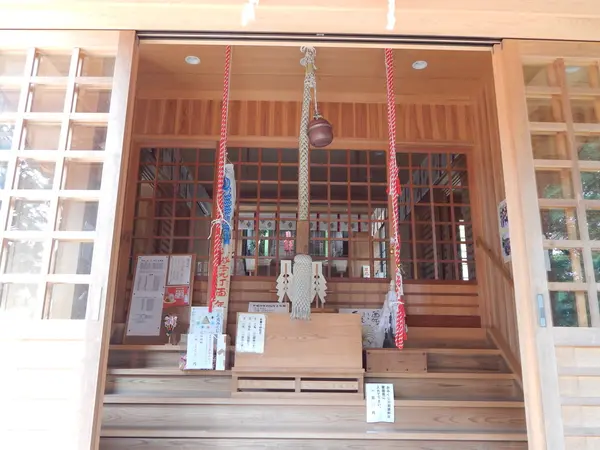 拝殿