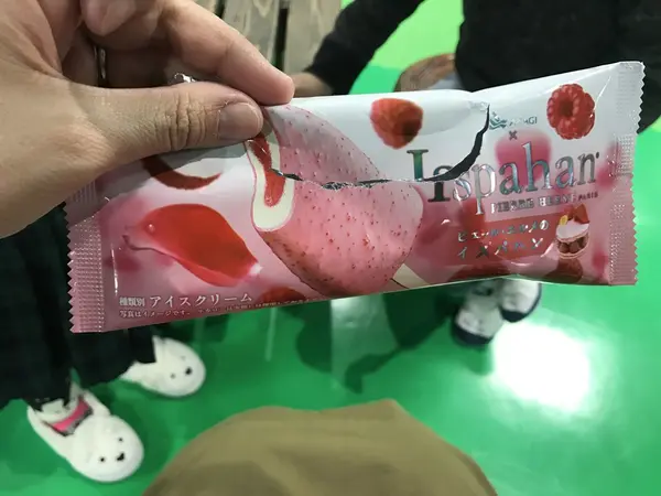 新作の、ピエールエルメとのコラボ商品