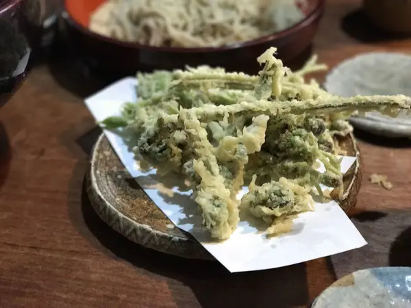 山菜天ぷら