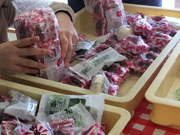 信玄餅詰め放題！