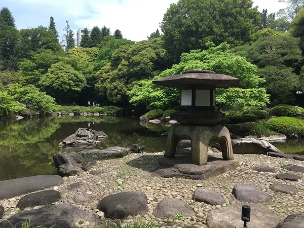舟着石