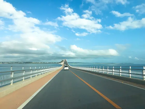 伊良部大橋