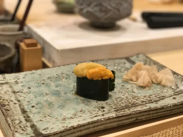うに
