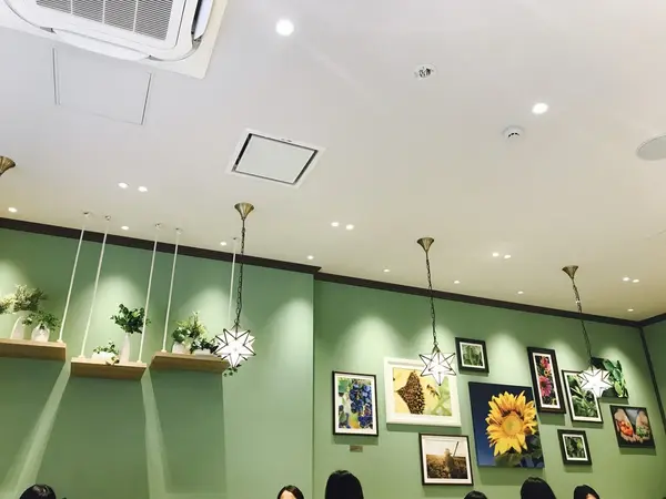 店内も落ち着いた感じ