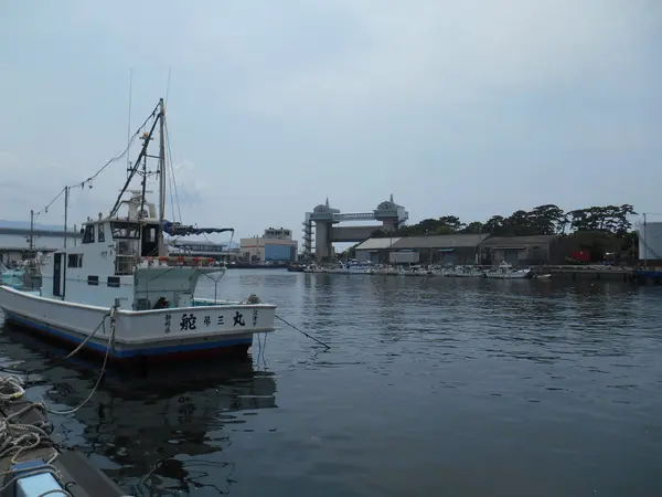 漁港