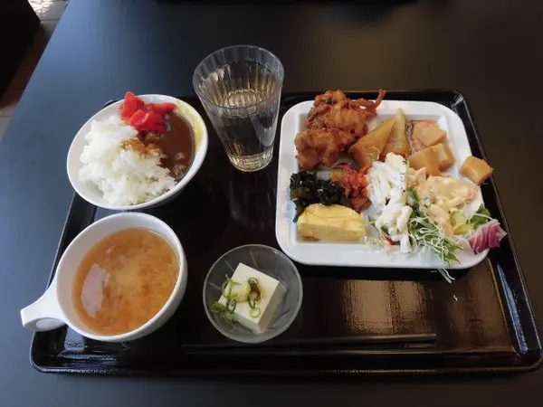 バイキング形式