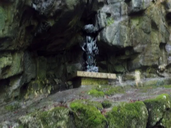 お不動さまも祀られています