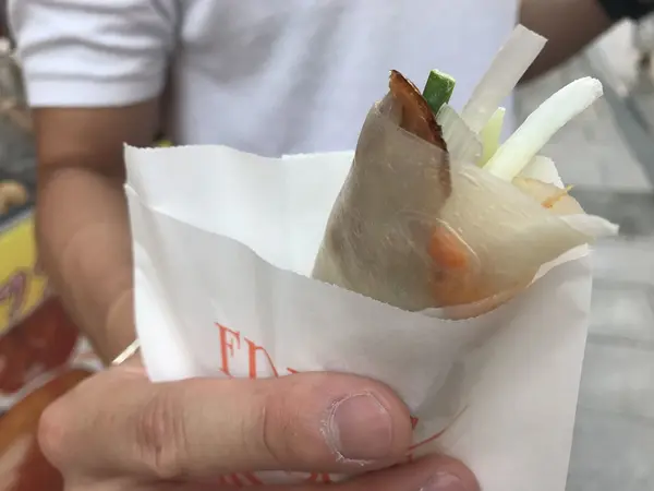 食べ歩き用の北京ダック
