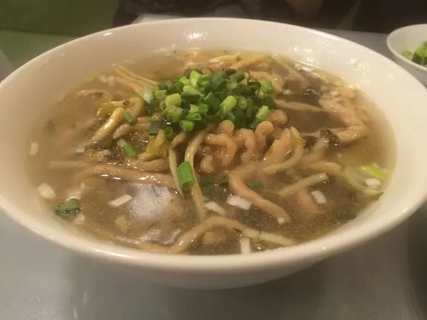 細切り豚肉のそば