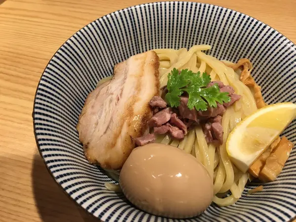 なんだか写真写りいいです👏
