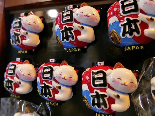 外国人向けのスーベニアがとても面白い