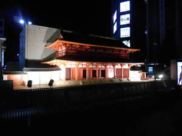 駅前