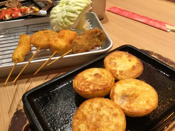 串揚げ、明石焼き