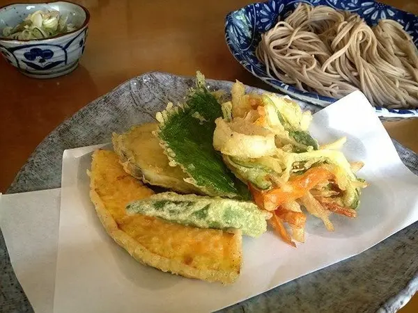 採れたて野菜の天ぷら