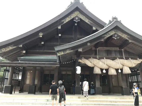 これは本殿ではありません！