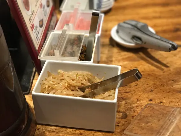 辛味もやし