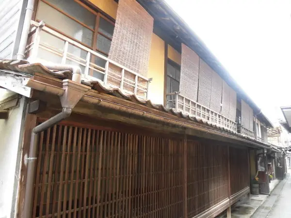 周辺の御殿町