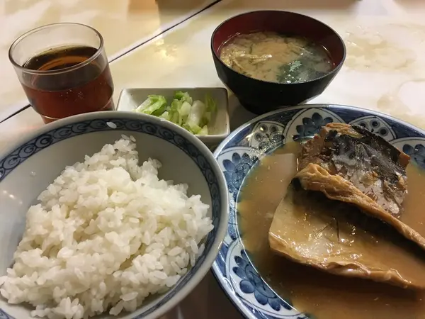 鯖の味噌煮定食 ￥800？
