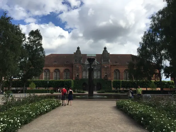 王立図書館庭園