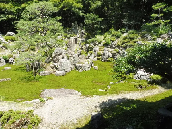 枯山水庭園