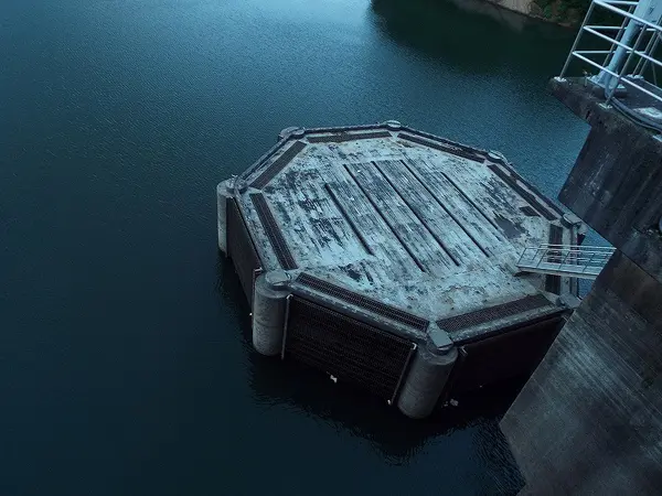 取水口