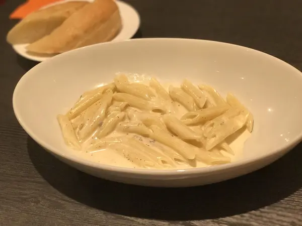 クリームペンネ