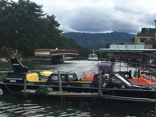 廻旋橋