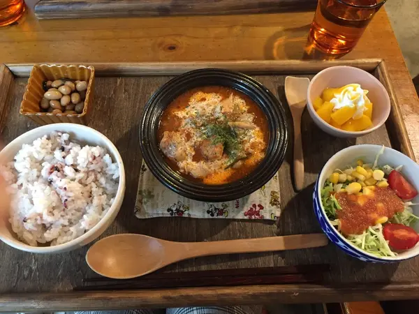 鶏肉のトマト煮