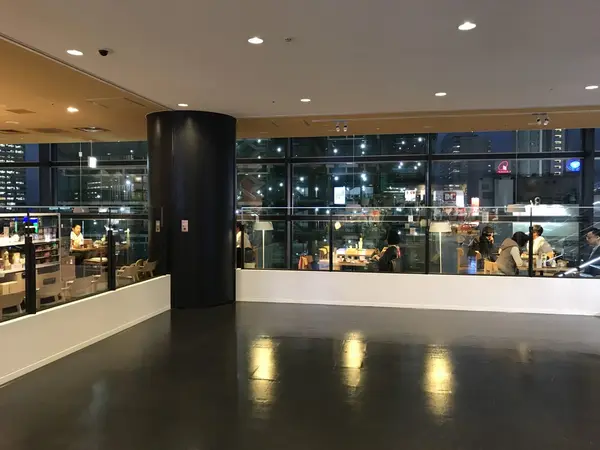 カフェ